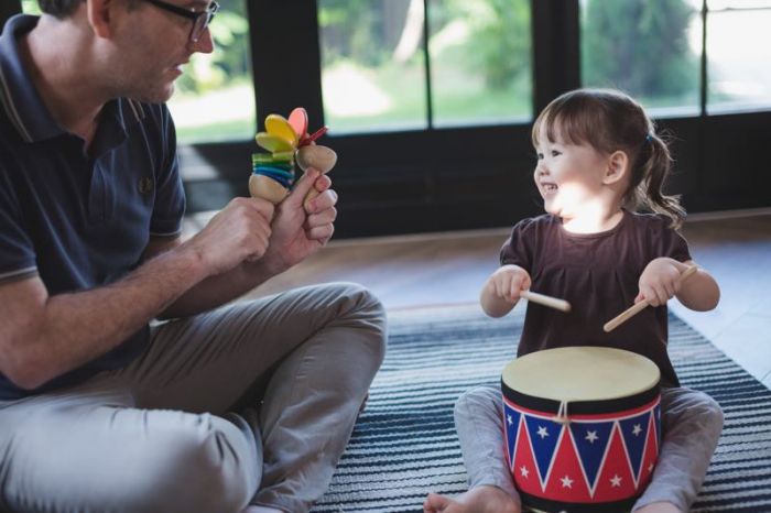 Plan Toys Big Drum II 6412 Knock On Wood Toys